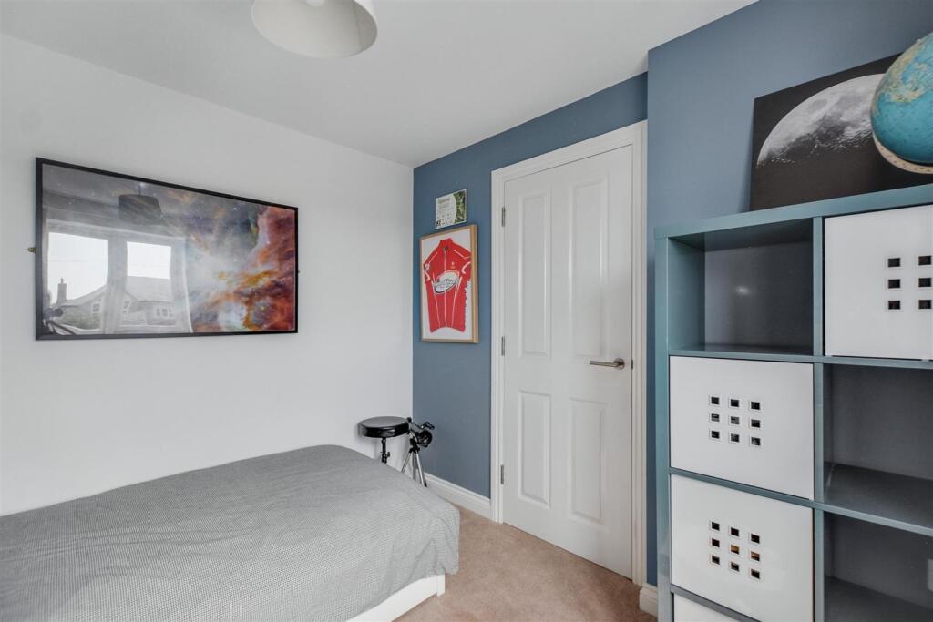 Bedroom 3_2.jpeg