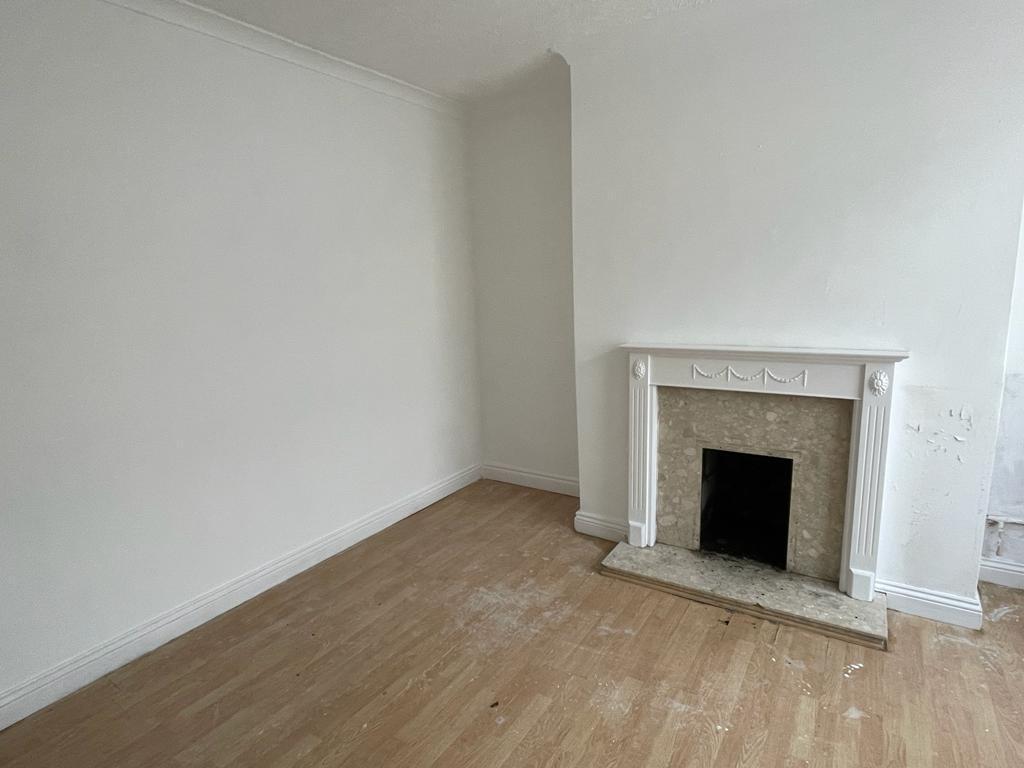 living room p2.jpg