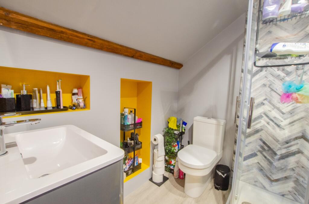 9 Robartes Road TPS Bodmin 01208 74182-17