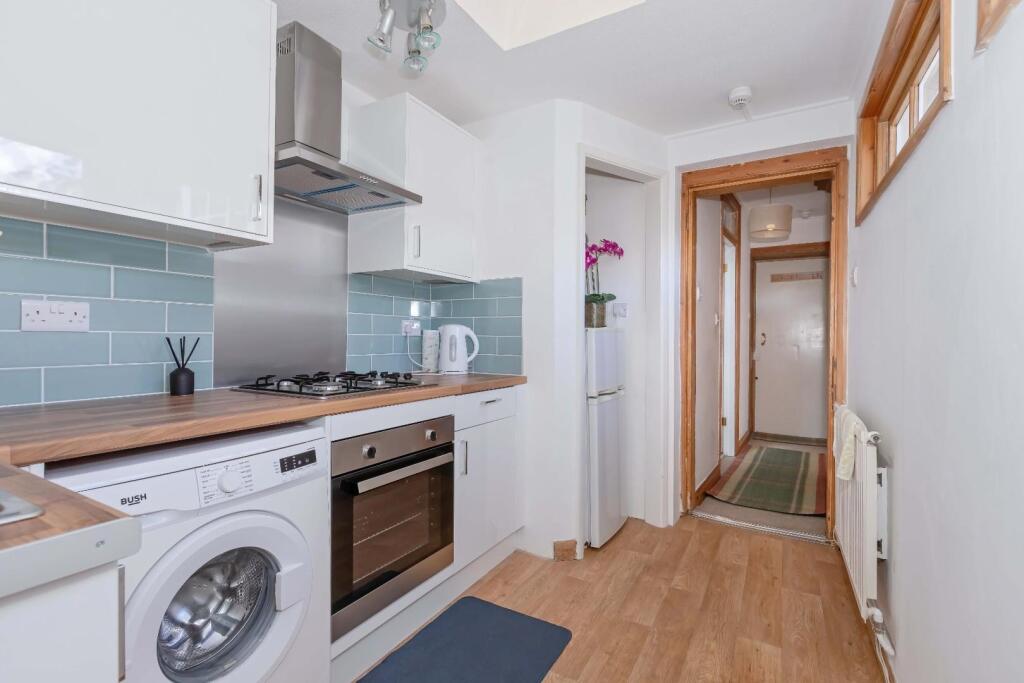 Sillwood Place_8.jpg