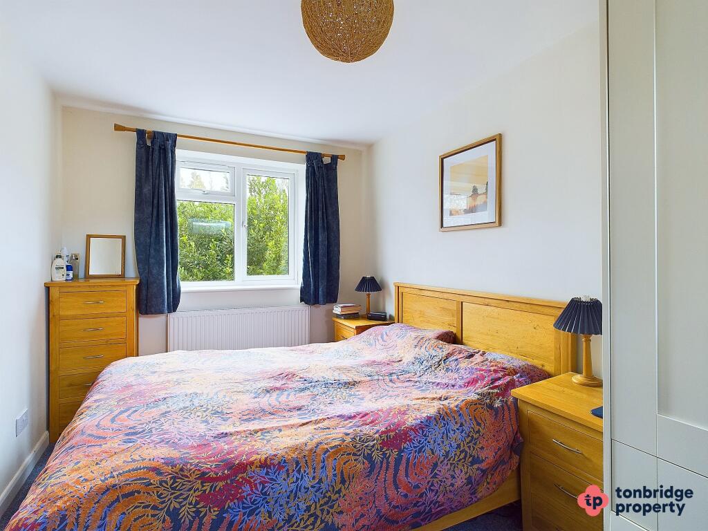 CAM03742G0-PR0016-STILL066