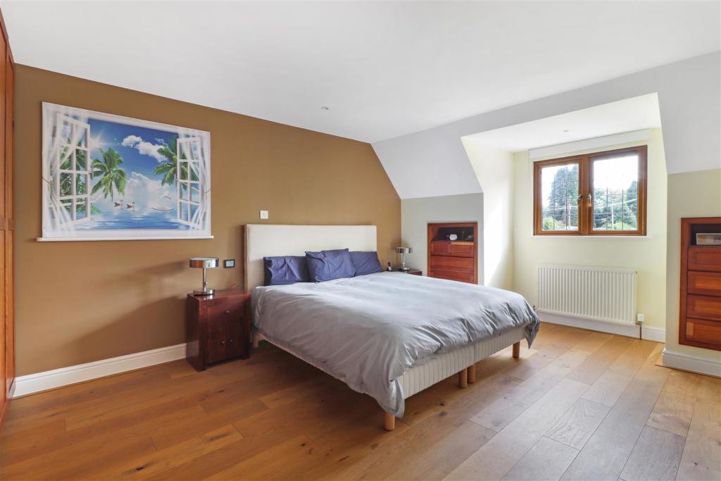 Principal Bedroom.jpg