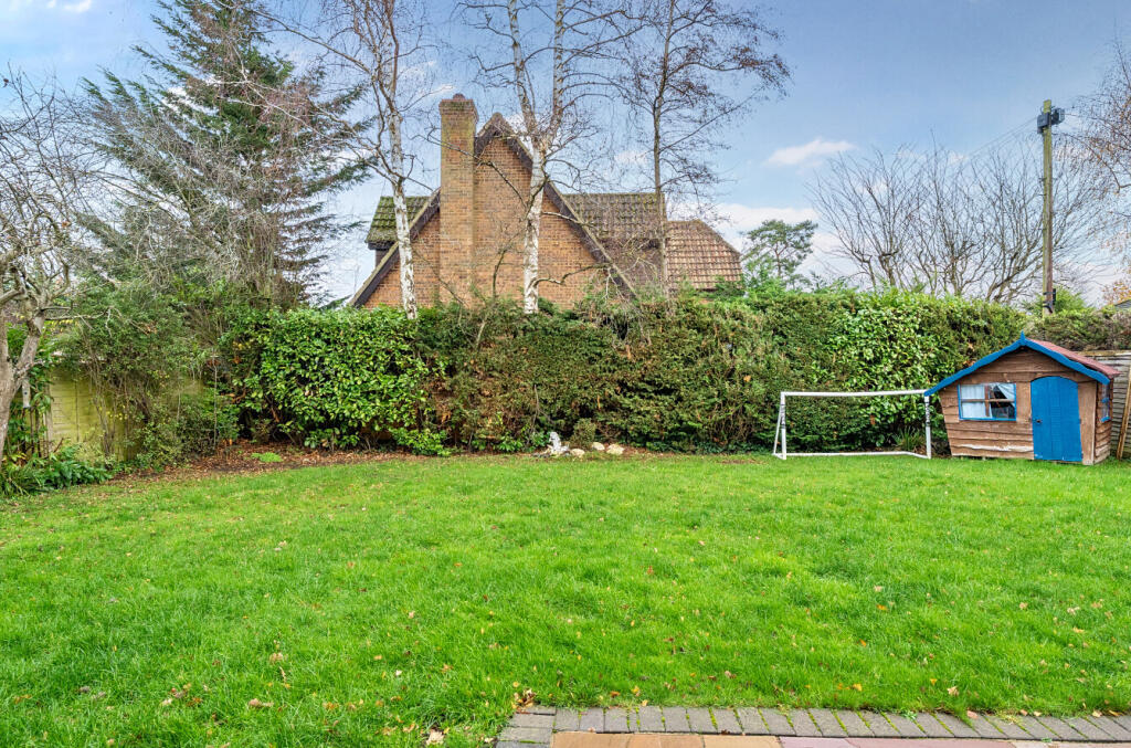 1384332-2-6936e79...