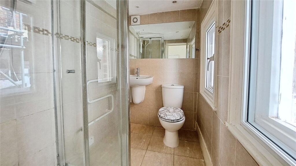Shower Room/Wc