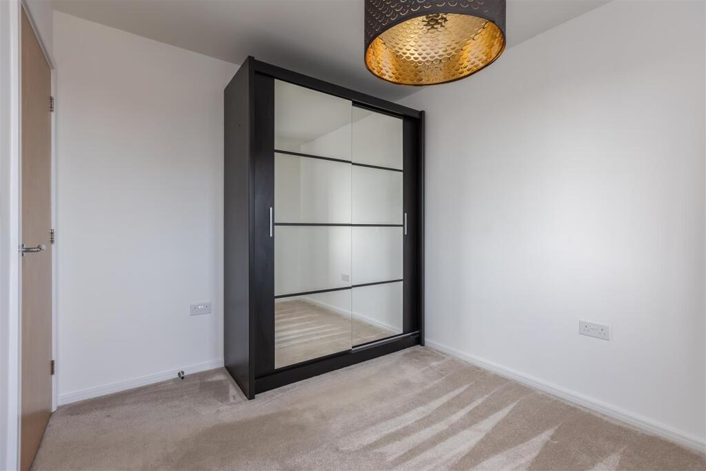 Ploughlands Grove 4 Bedroom 2-2.jpg