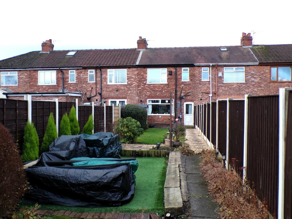 NormanSt35gdn4.JPG
