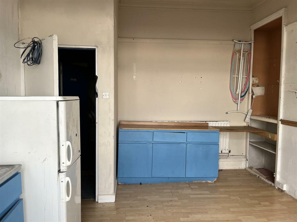 Flat 2 - Kitchen