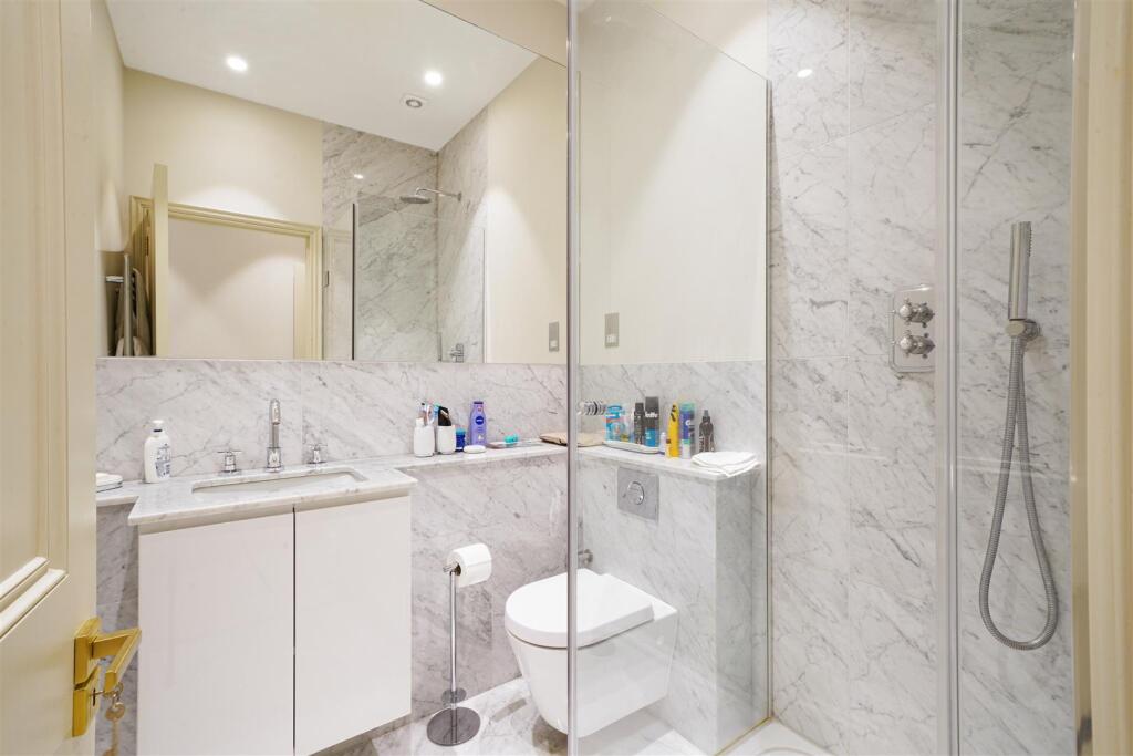 Flat C, 48 Westbourne Terrace - P4MfeUUKFQaYe4BM4q