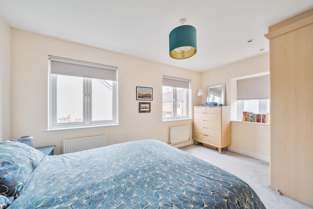 1363070-9-68e652b...