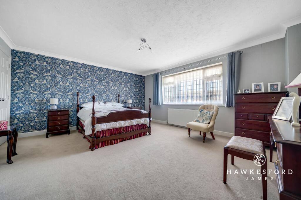 Laxton Way, Sittingbourne - Bedroom 1