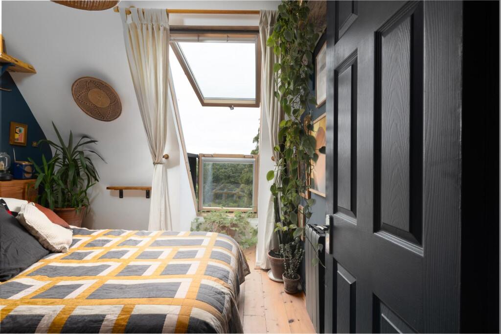 Flat 3, 103 Greenbank Road, BS5-5.jpg