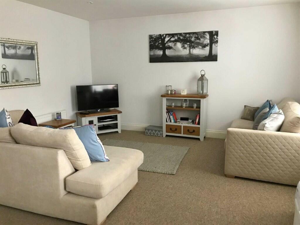 Lounge Area
