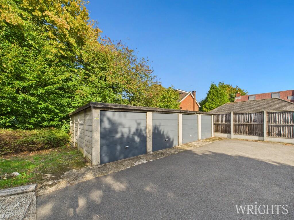 CAM05659G0-PR0011...