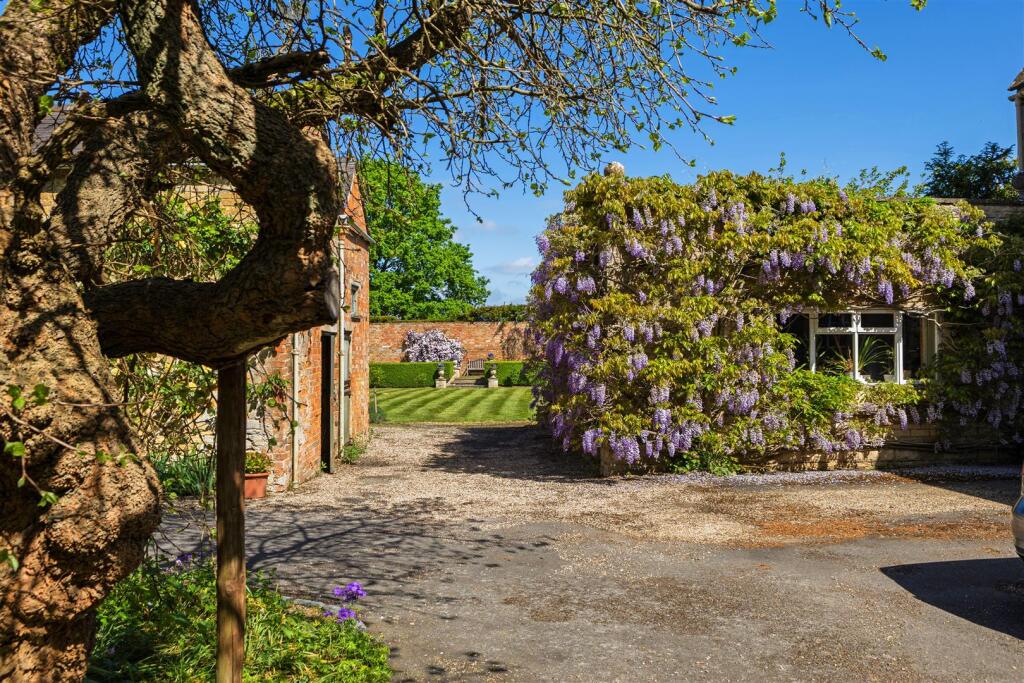 90963_The Dower House (53).jpg