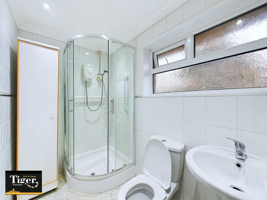 CAM03440G0-PR0240...