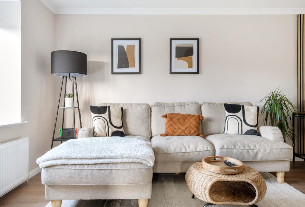 1313485-16-685999...