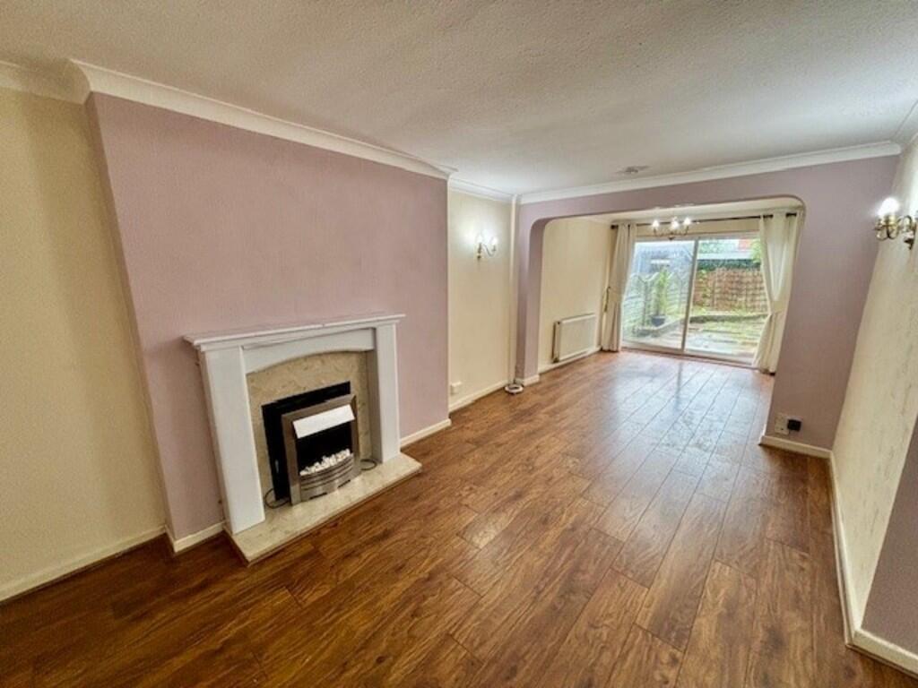 Living room 3