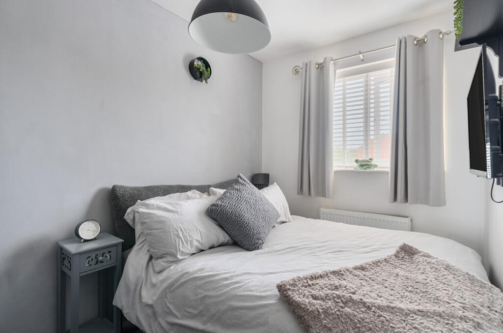 1305362-14-6841cb...