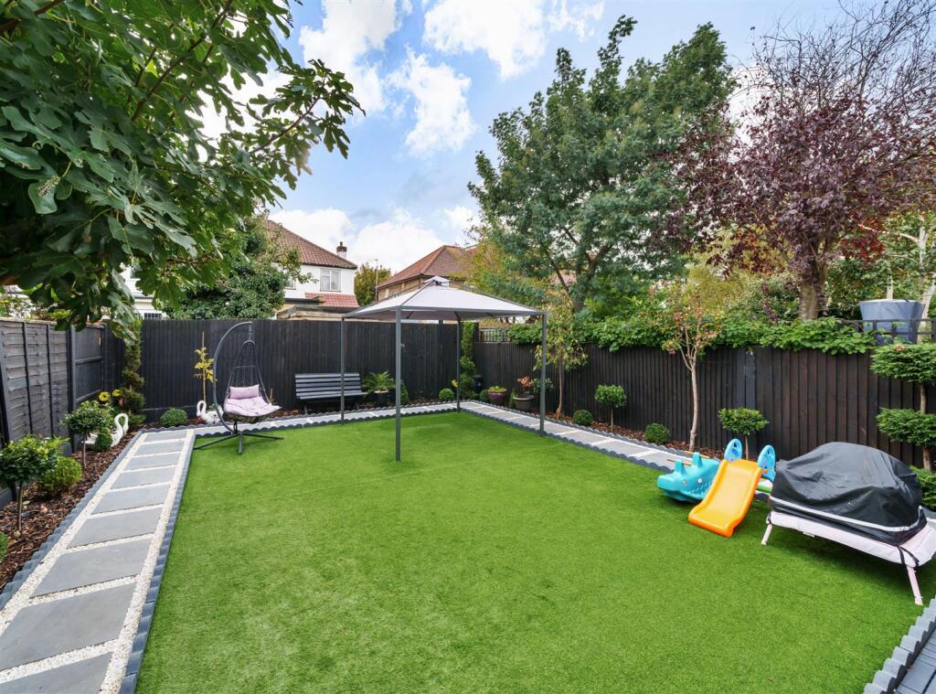 Fleetwood Road (20).jpg