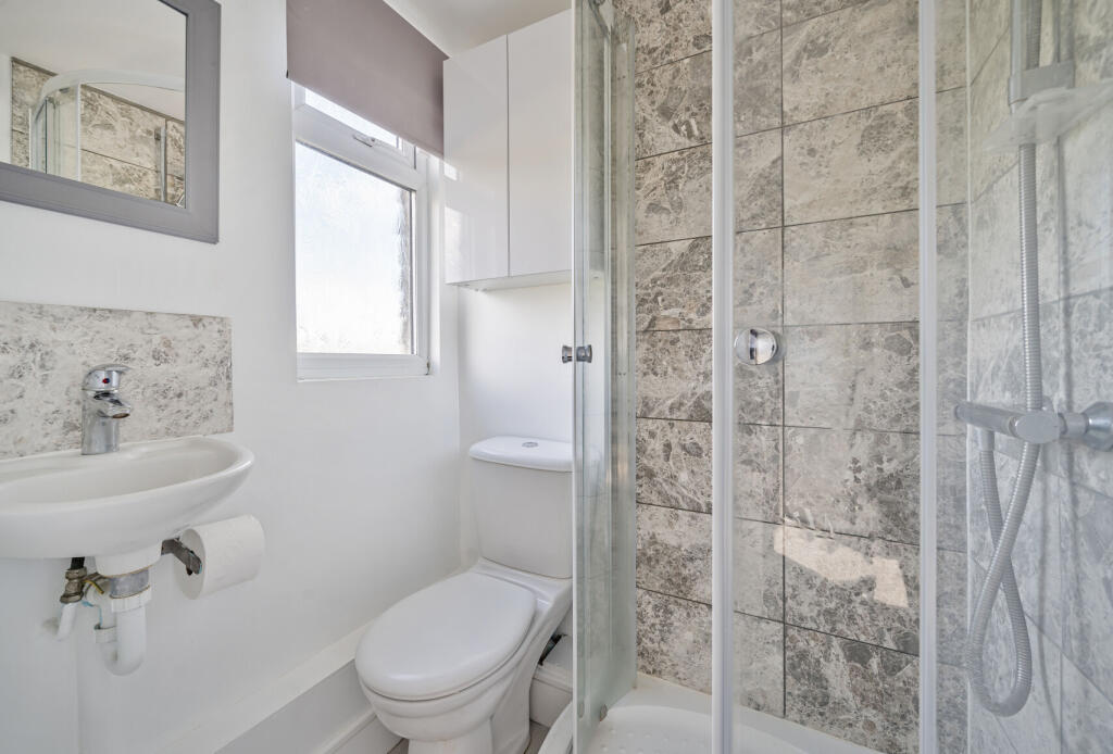 1299454-17-683749...