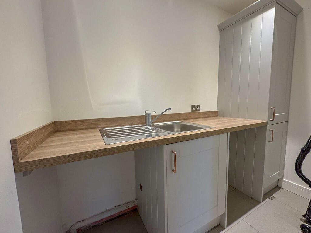 911a2eb3-8cd3-441...