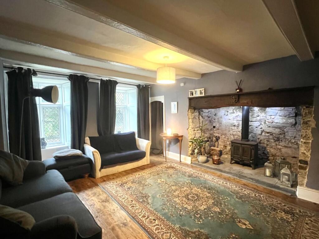 Sitting Room YXcxg T202502241307.jpg