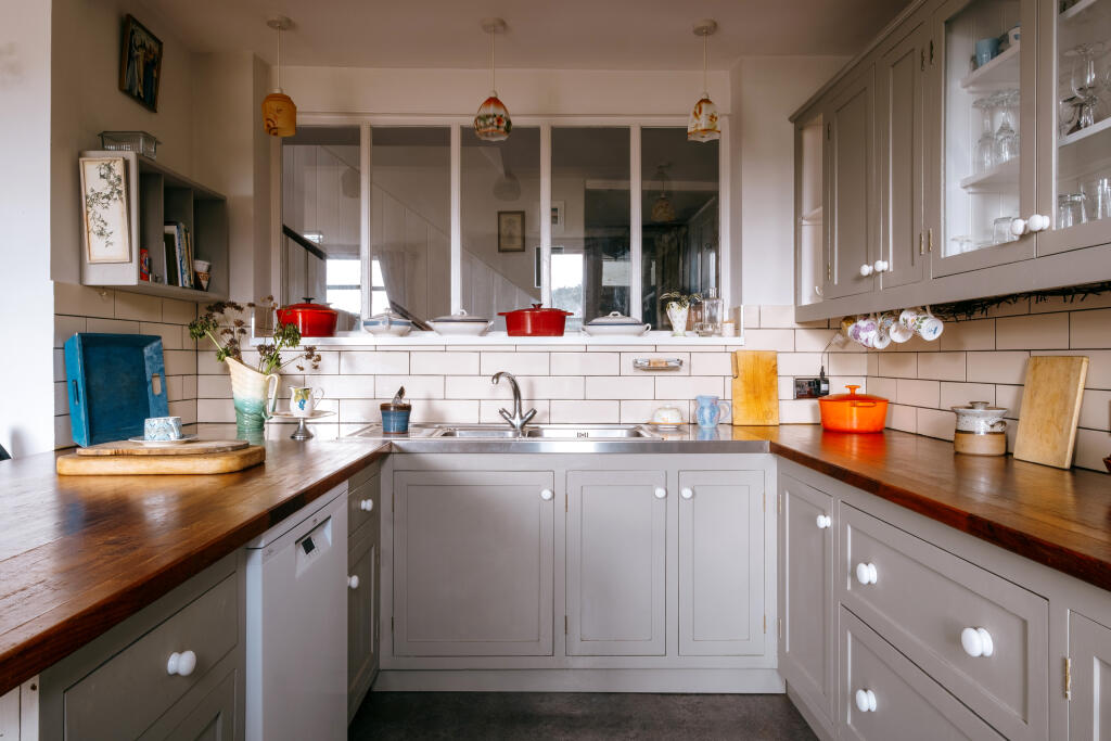 CROFT-QUARRYROAD-HASTINGS-INTERIOR-13