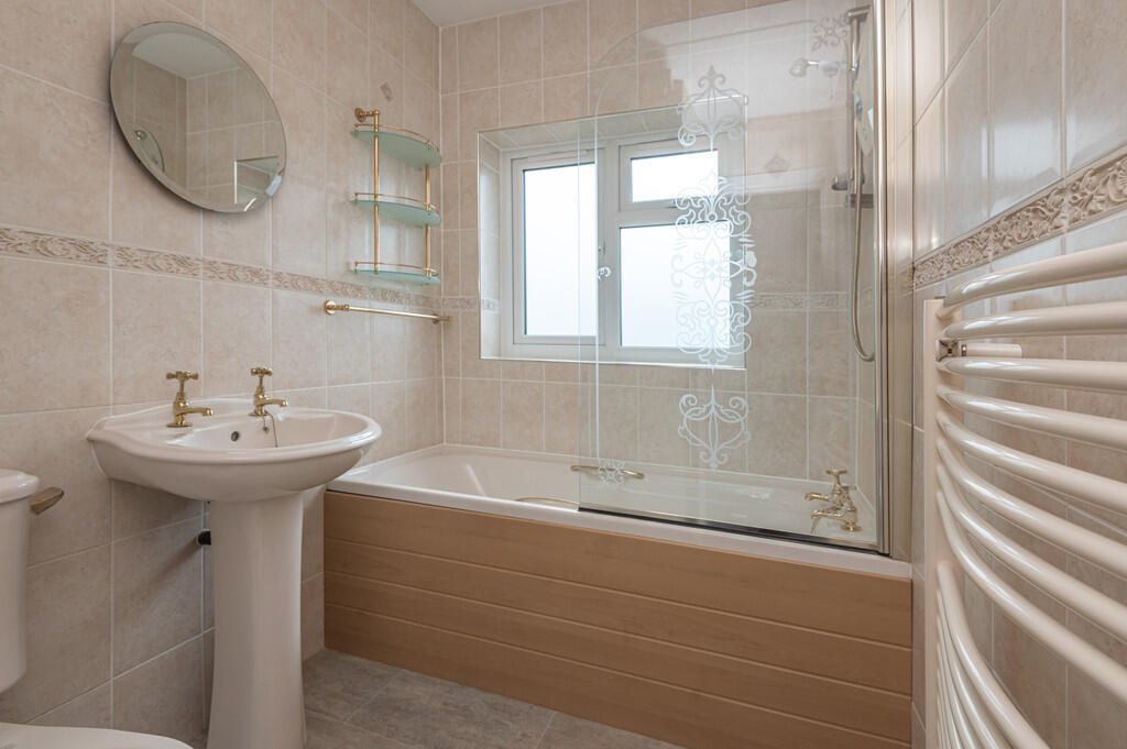 Heatherfield Road...