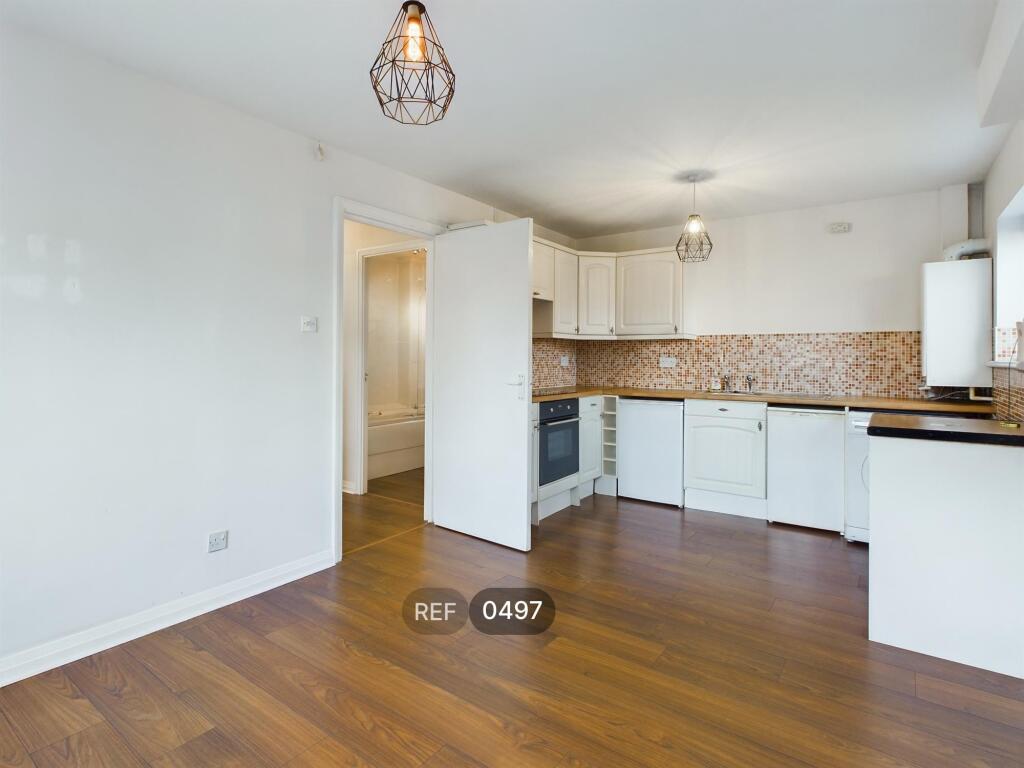 Kitchen &amp; Living area