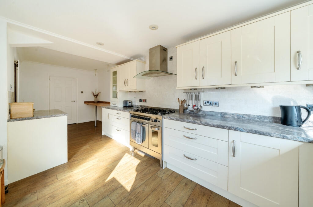 1310111-6-6850588...