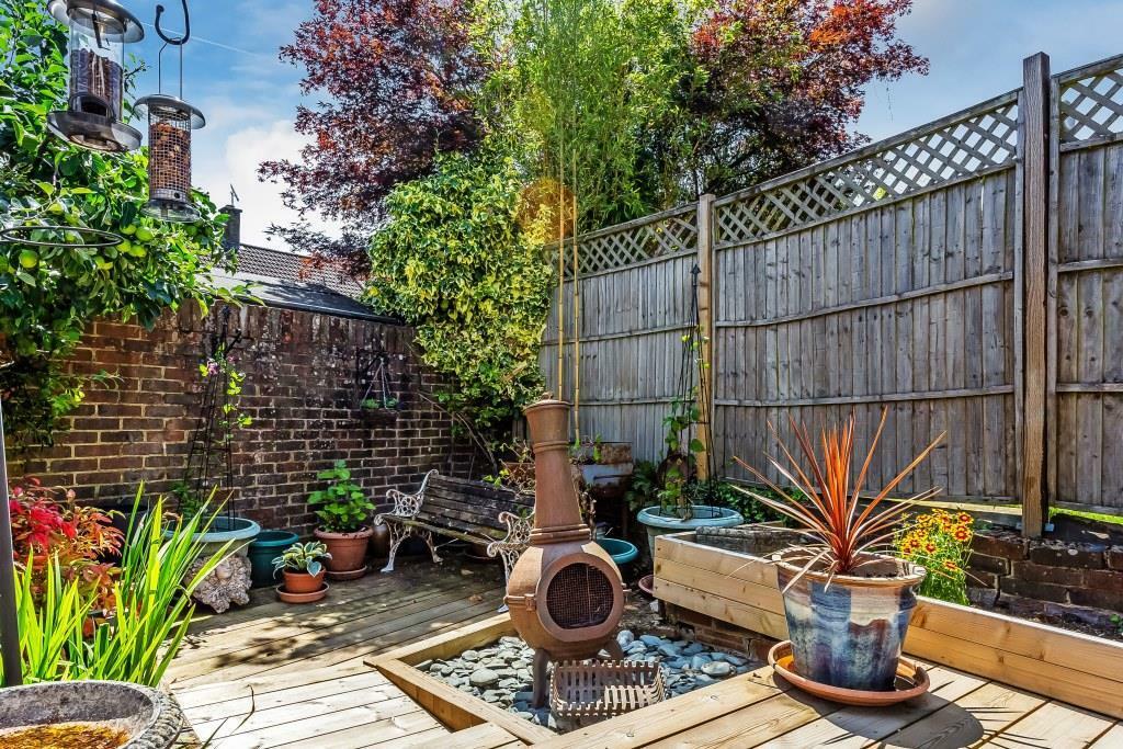 Garden shot 3.jpg
