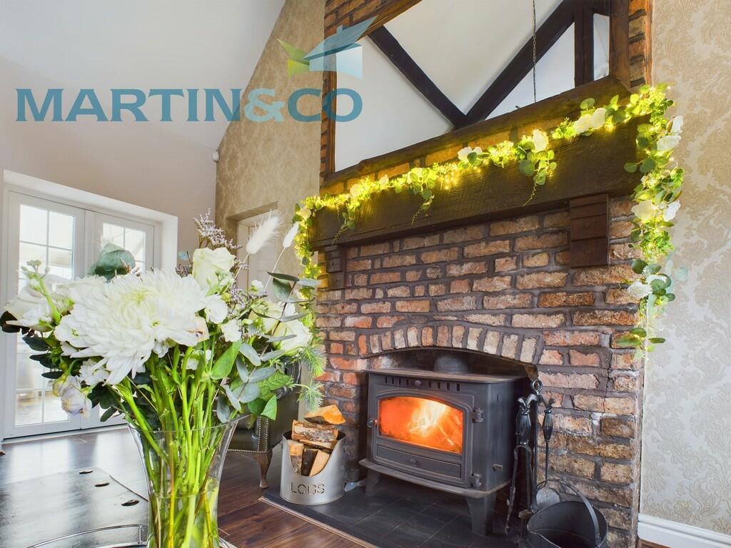 CAM01870G0-PR0143...