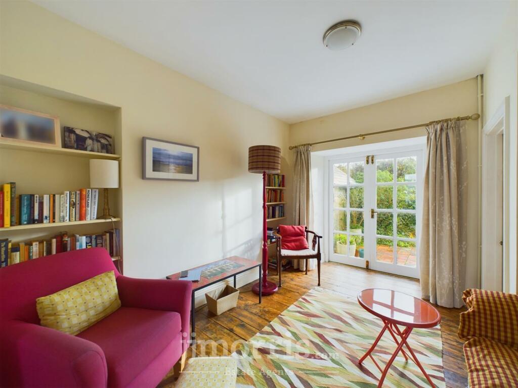 Snug/Study/Music Room