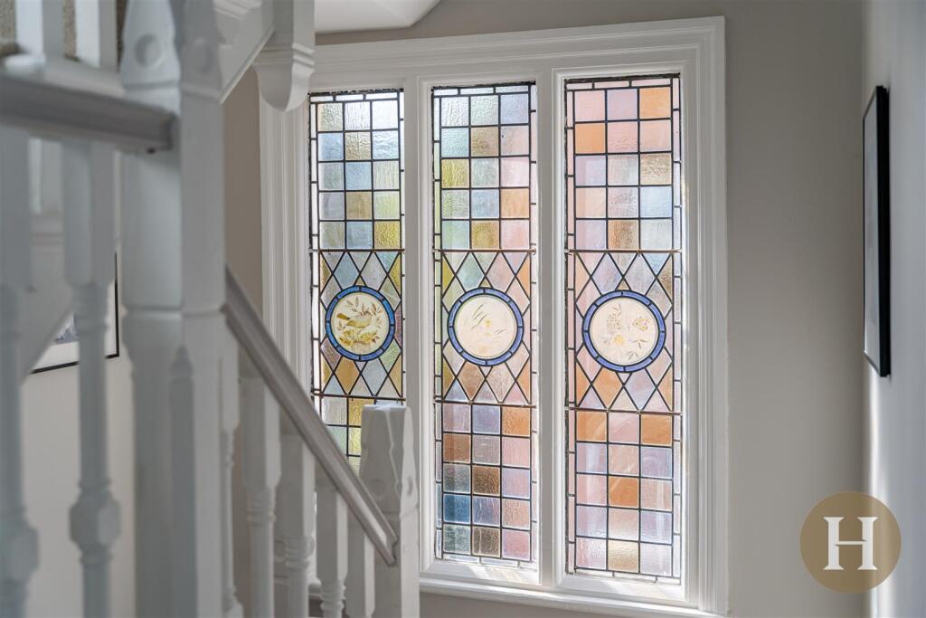 Hadleigh Estate Agents-60.jpg