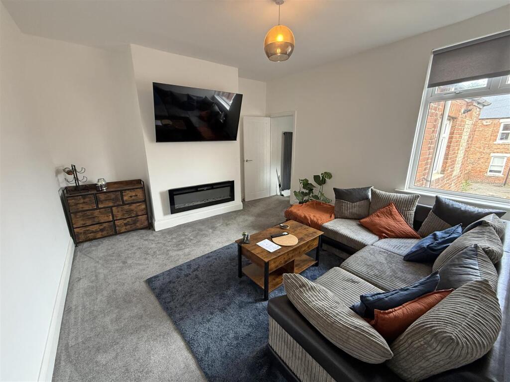 Living room.jpg