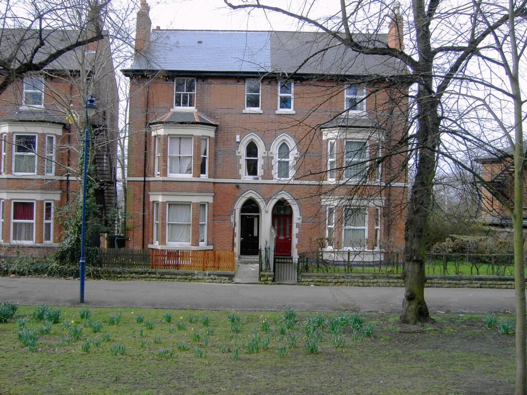 A charming exterior view of a well-maintained p...