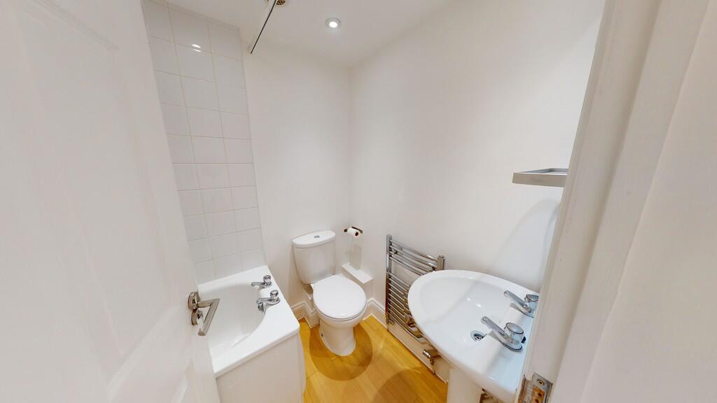 Whitehart-0816202...