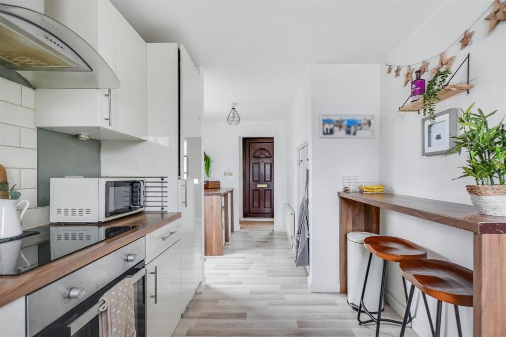 Kitchen_3.jpeg