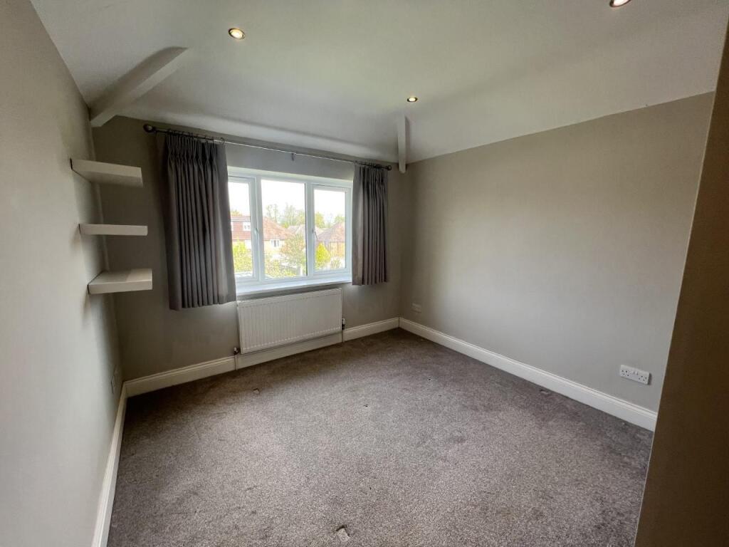 BEDROOM 2 (2)