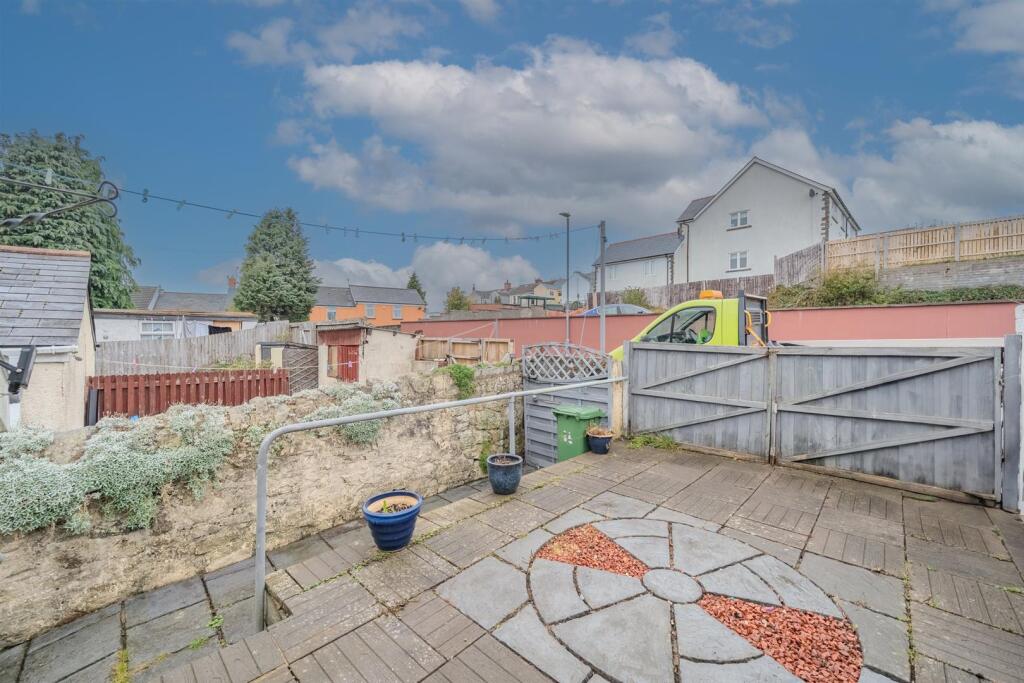 3 Coed Terrace-18.jpg