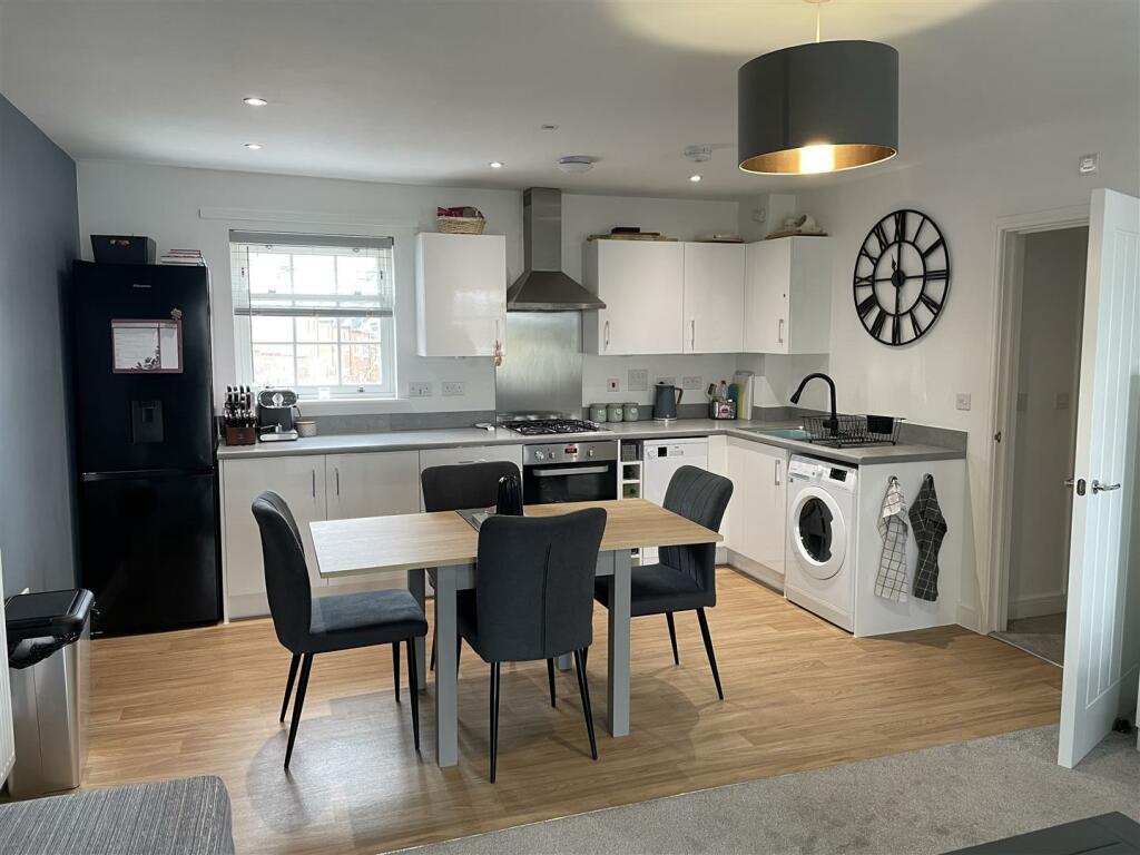 Hercules Road Kitchen.jpeg