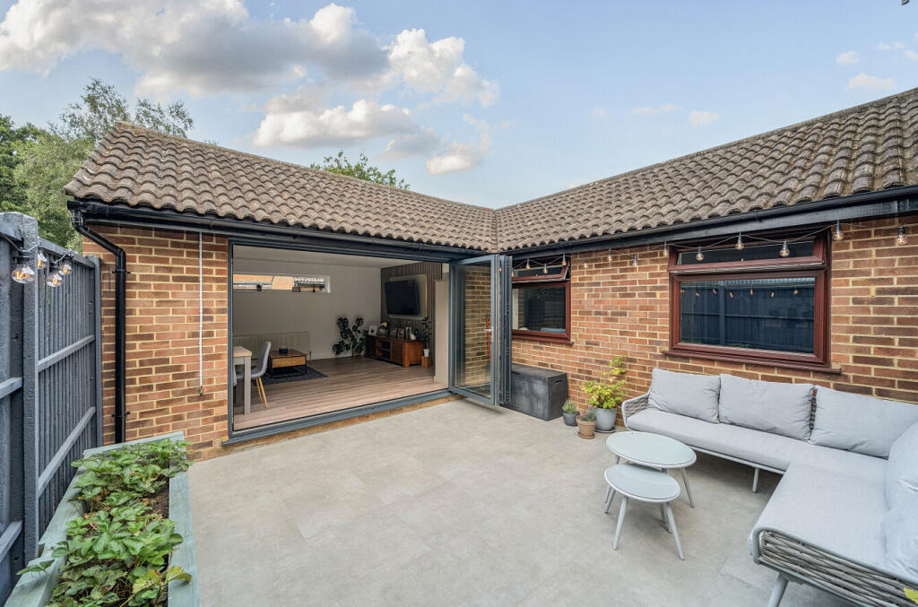 1343637-16-68a5e6...