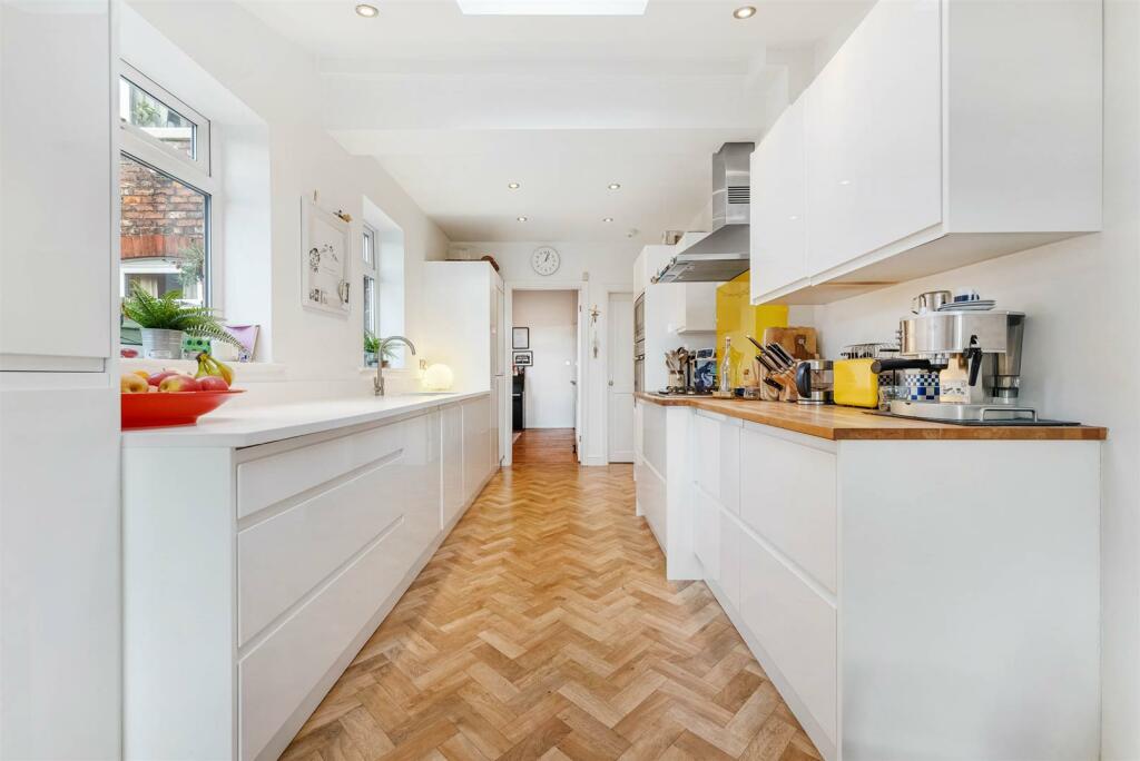 Breakfast Kitchen Aspect 6