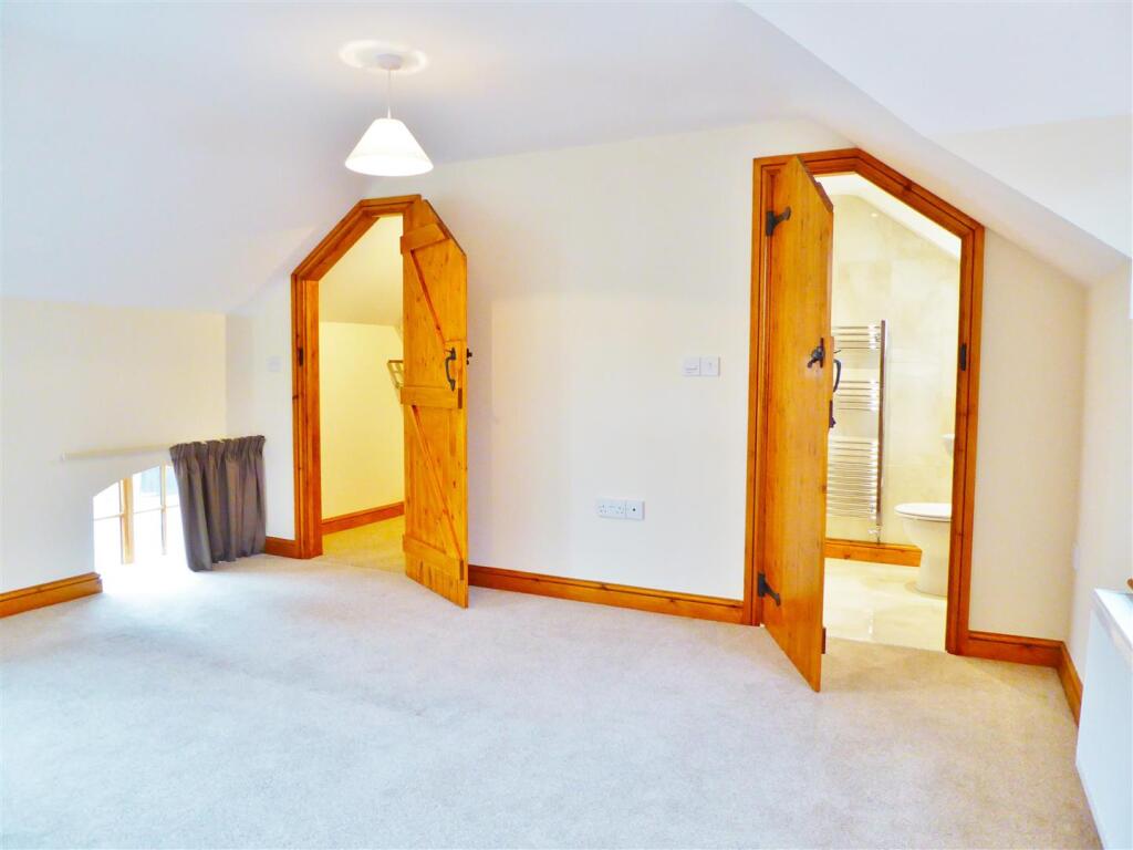 Bedroom.jpg