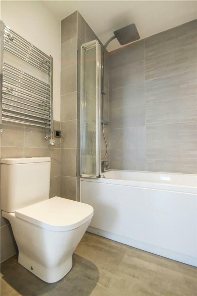 Bathroom Aspect 2