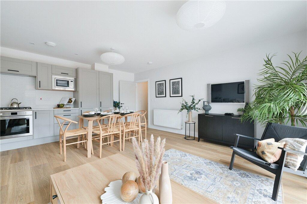 Kitchen/Living/Dinin