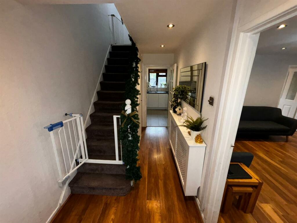 WhatsApp Image 2024-11-18 at 16.57.47_ceff533e.jpg