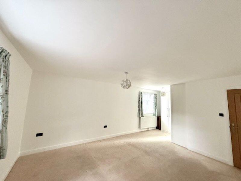 Bedroom (ground floor)