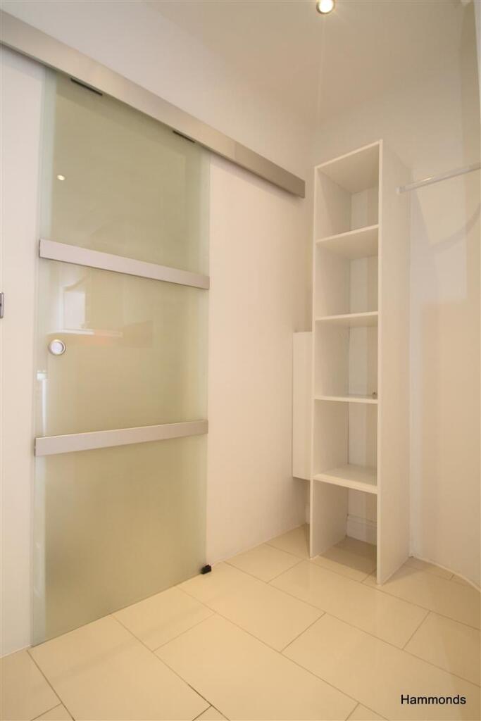 Hornton Street, London