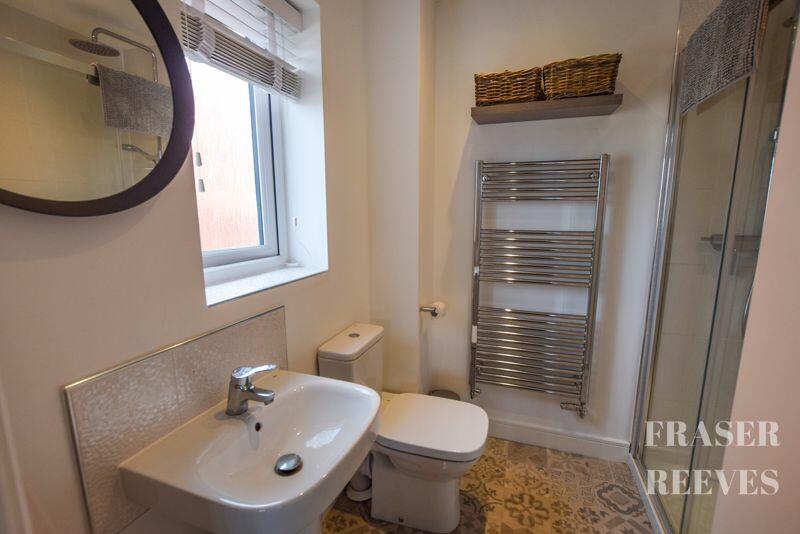 en-suite to bedroom one